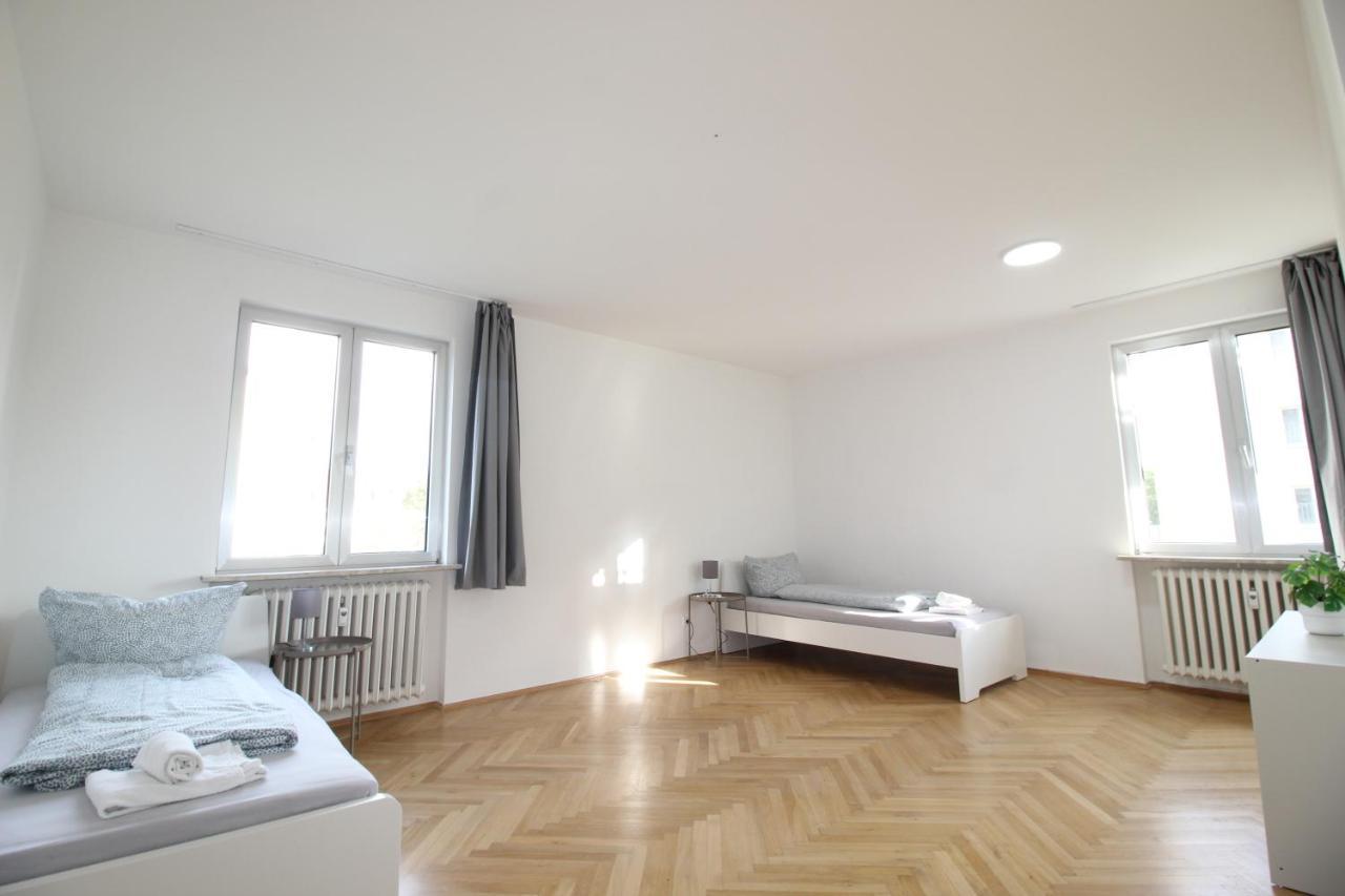 Apartmenthaus Kitzingen - Grosszuegige Wohnungen Fuer Je 6 Personen Mit Balkon Exterior foto